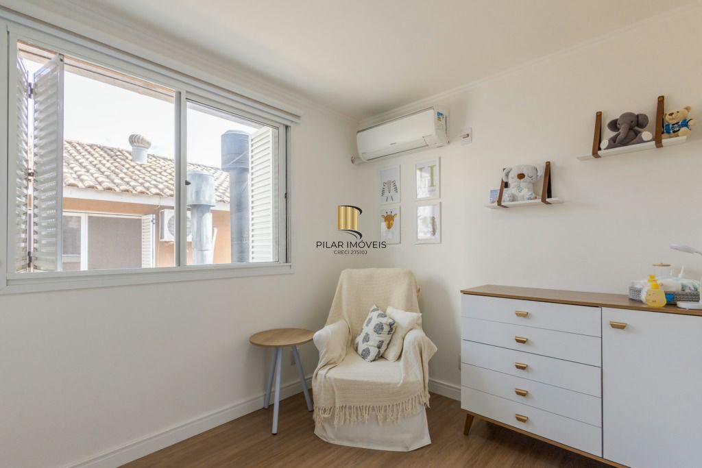 Casa de Condomínio 3 dormitórios no bairro Jardim Itu