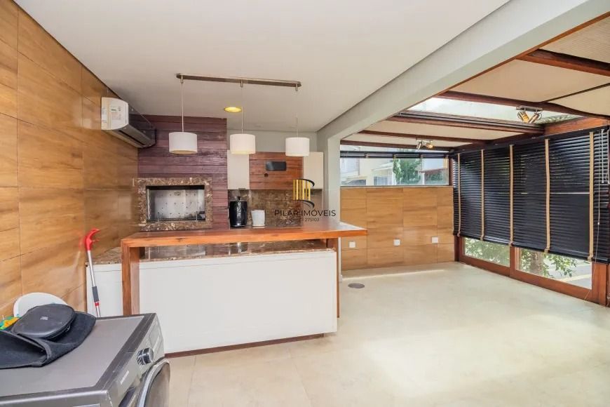 Casa em condomínio 4 suítes no bairro Ecoville