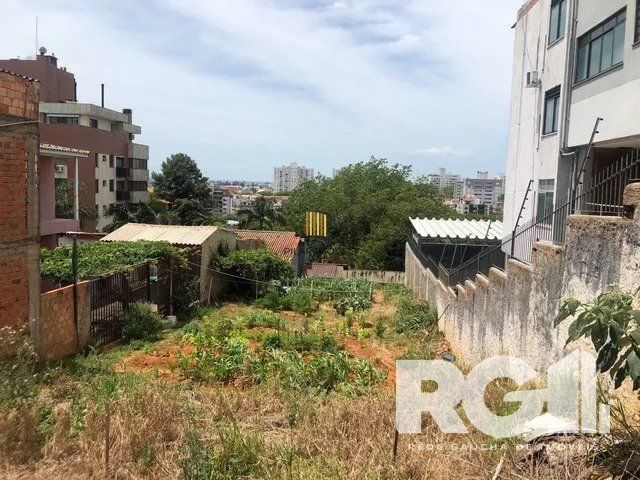 Terreno no bairro Jardim Floresta