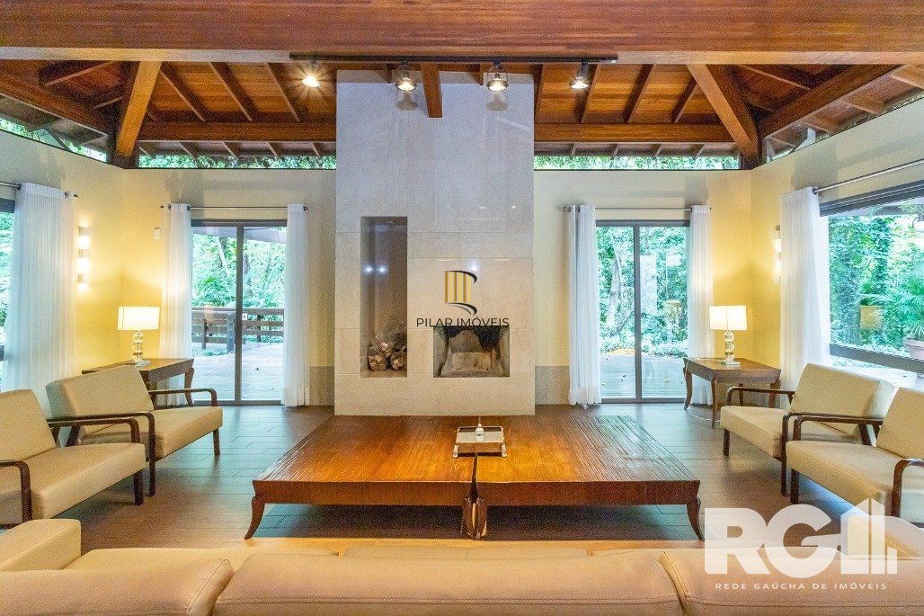 Apartamento 2 dormitórios no bairro Três Figueiras