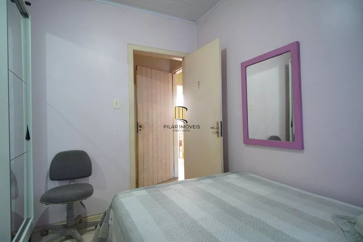 Casa Térrea com 5 dormitórios, Amplo Terreno de 300m² - Bairro Santa Rosa