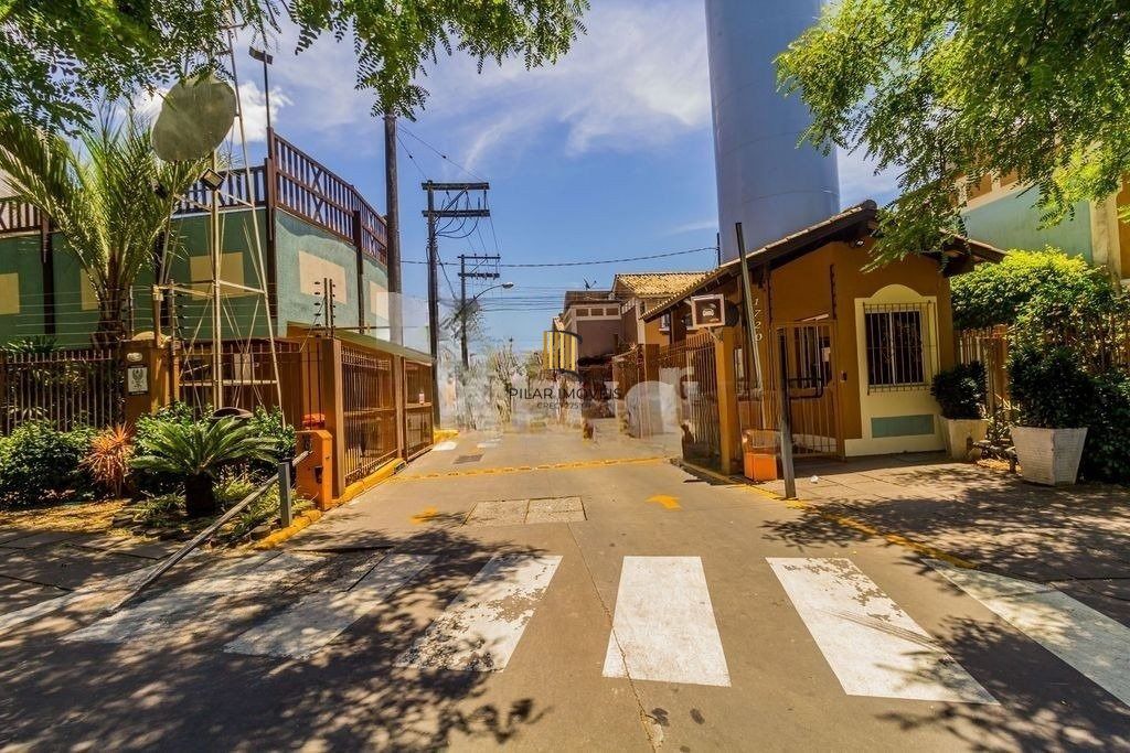 Casa de Condomínio 3 dormitórios no bairro Jardim Itu