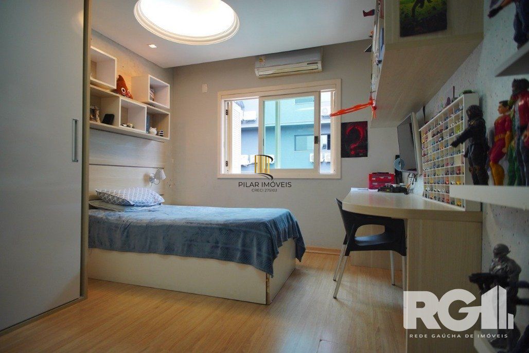 Casa 3 dormitórios no bairro Jardim Lindóia