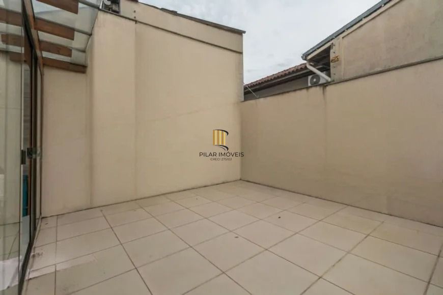 Casa Seminova 3 Dorm com Pátio e 4 Vagas no Jardim Planalto