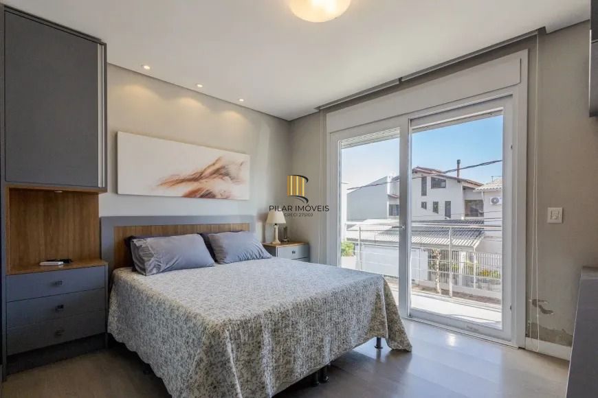 Sobrado com 3 suítes e 2 vagas no Jardim Itu Sabará