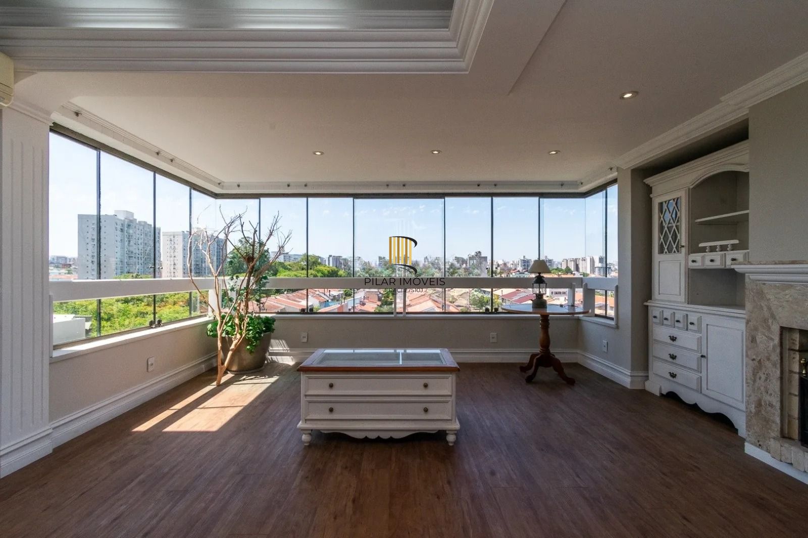 Cobertura com 3 dorm 189m² privativos 2 vagas individuais -  Jardim Lindóia