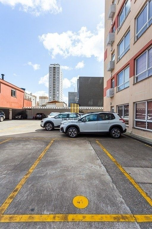 Apartamento à venda com 3 quartos 68.64 m², churrasqueira, na Rua Frei Germano.