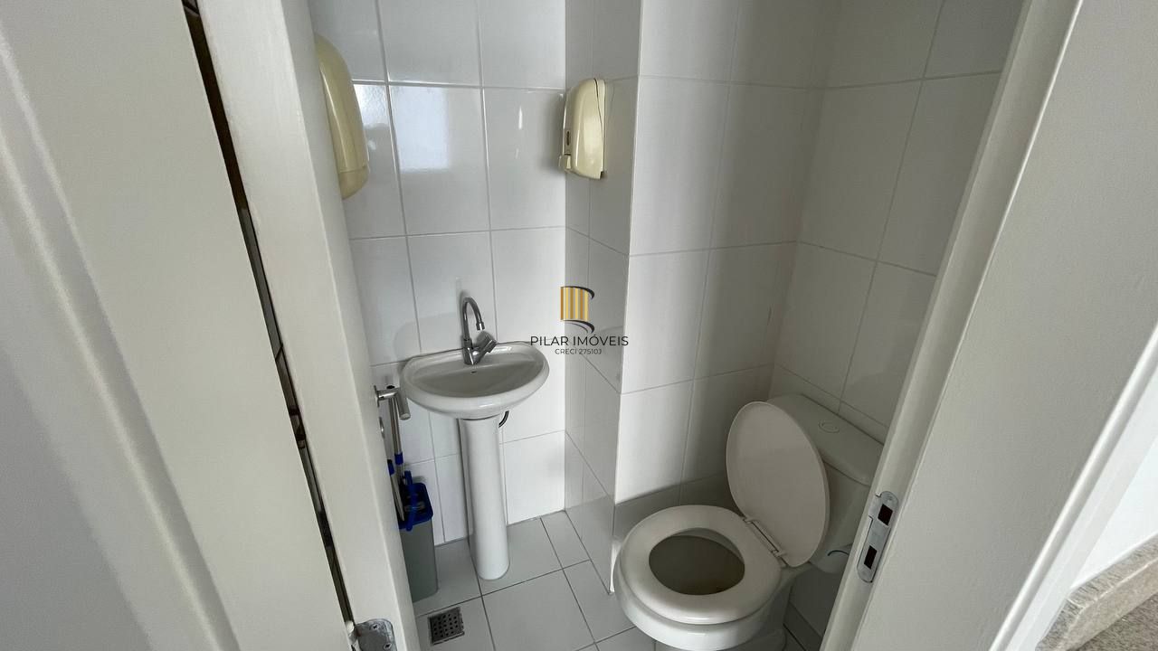 Sala Comercial 1 dormitório no bairro Centro Histórico