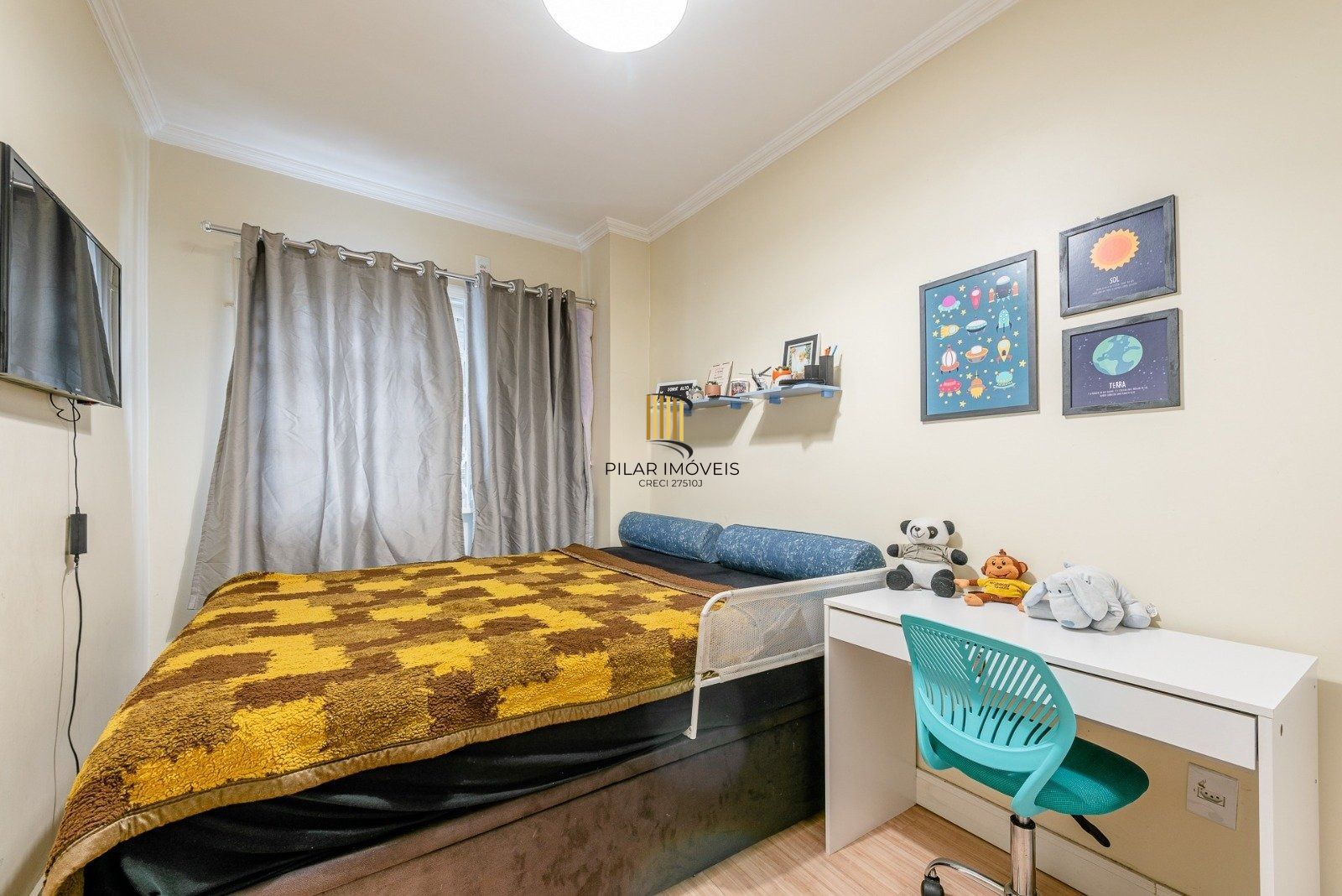 Casa com 3 dormitórios, suíte, pátio com spa, 3 vagas, Rua do Pampa - Ecoville