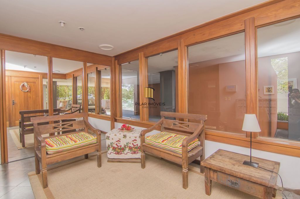 Cobertura com piscina e vista para o Iguatemi