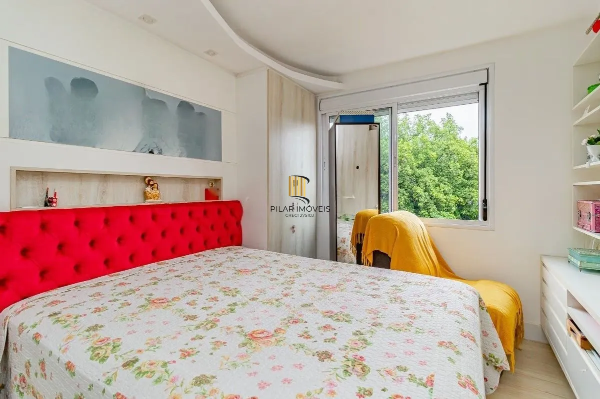 Apartamento 2 Dorm com Suíte, Sacada e Vaga