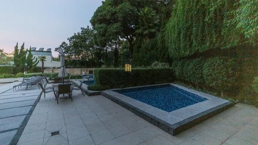 162 m² privativos 3 suítes e 3 vagas na Marques do Pombal  no Moinhos de Vento