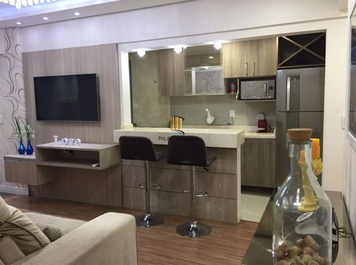 Apartamento 2 dorm, varanda integrada com churrasqueira no centro Cachoeirinha