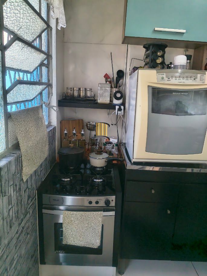 Casa de alvenaria com 3 dormitorios, e churrasquiera.  Jardim Carvalho