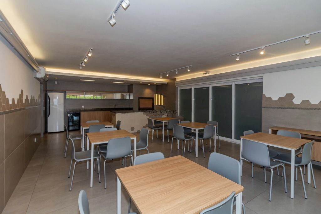 Apartamento 3 Dormitórios com Suíte, Sacada e Vaga Coberta