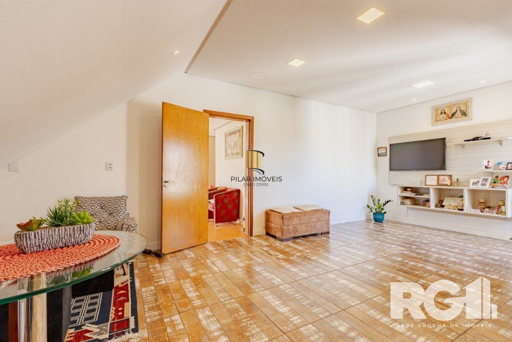 Duplex 3 dormitórios no bairro Jardim Sabará
