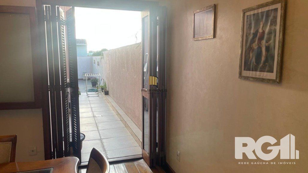 Casa 4 dormitórios no bairro Jardim Sabará