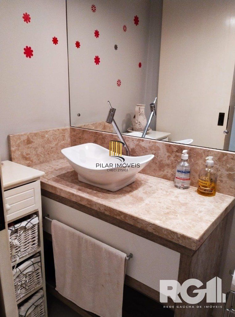 Apartamento 3 dormitórios no bairro Sarandi