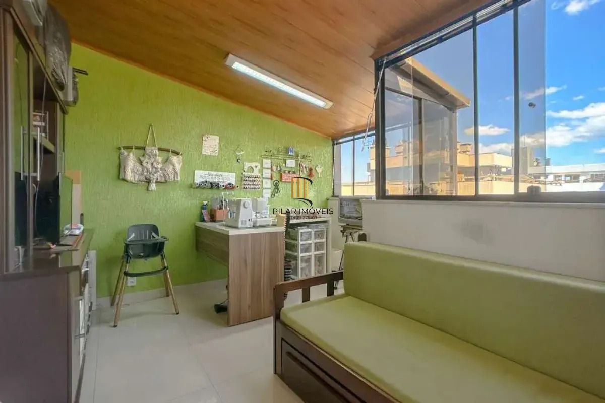 Cobertura com 3 dormitórios, suíte 2 vagas.