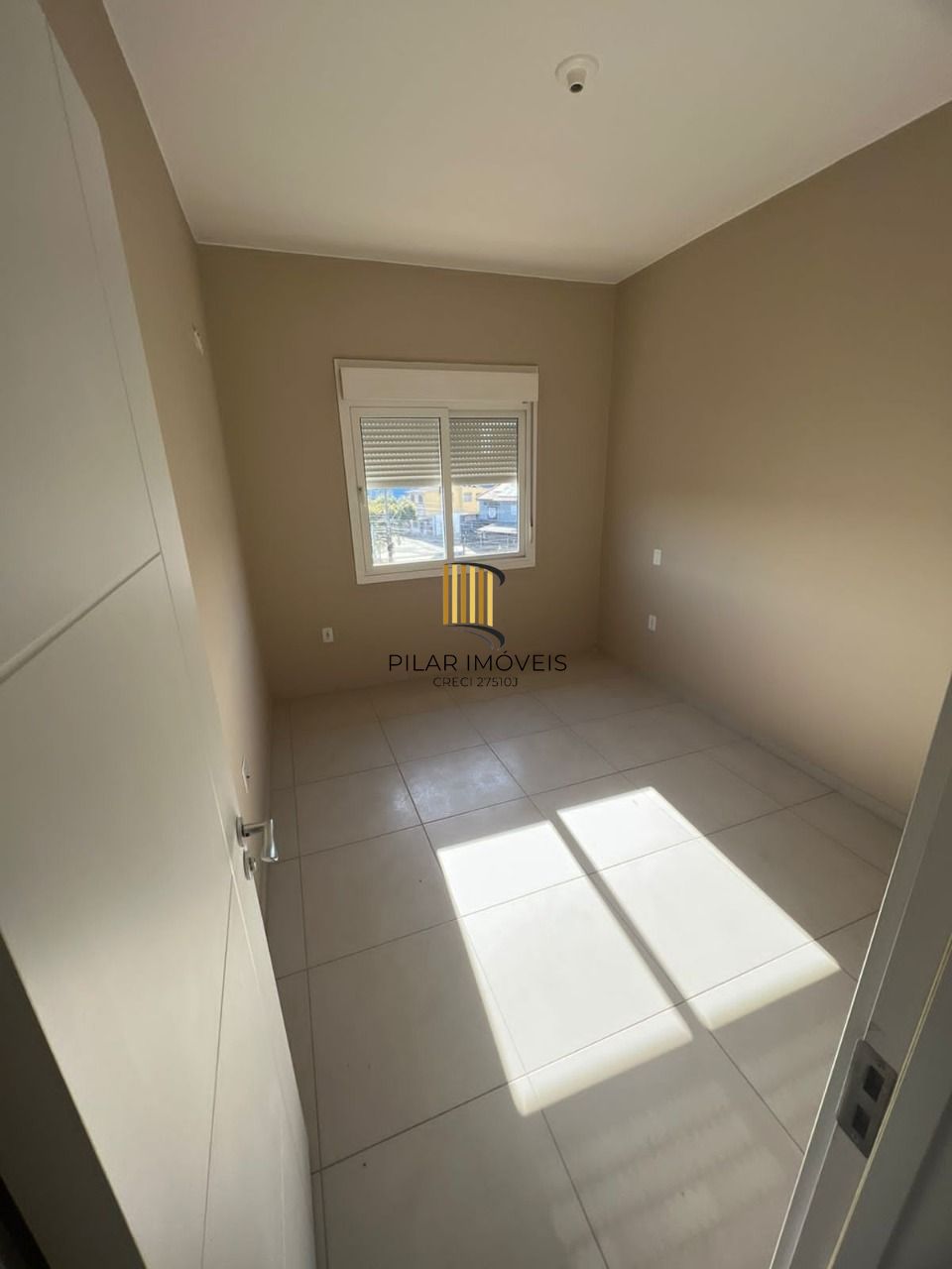Apartamento 2 dormitórios no bairro Vila Regina