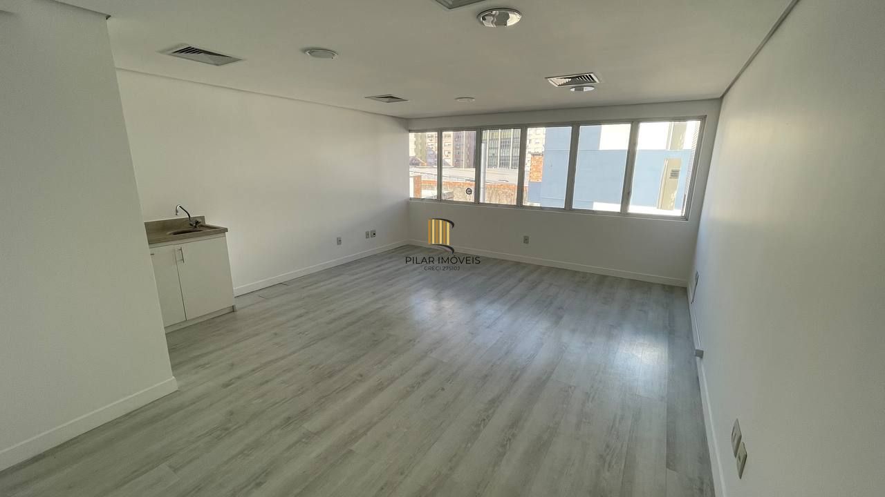 Sala Comercial 1 dormitório no bairro Centro Histórico