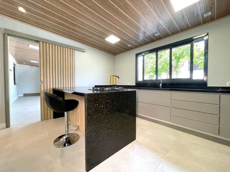 casa terra pátio gigante