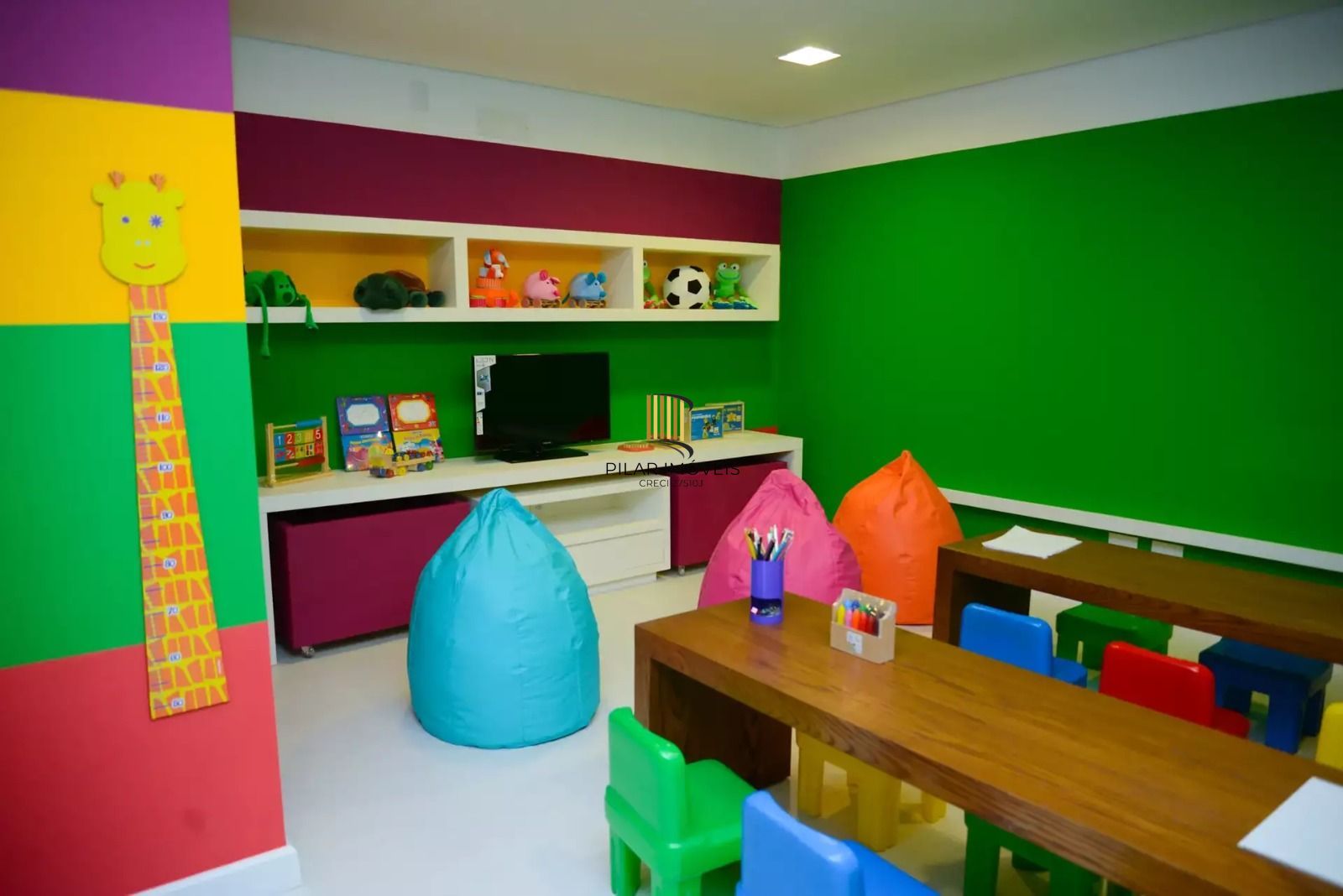 Apartamento novo 3 quartos com sacada e lazer completo no Condomínio Bravo