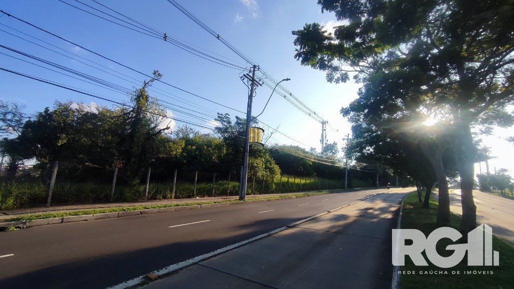 Área para construção de condomínios,  17.000 mil metros, na Avenida Baltazar de Oliveira Garcia. Porto Alegre
