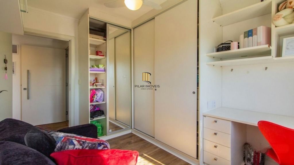 Cobertura mobiliada com piscina e vista 360° no Jardim Planalto – POA