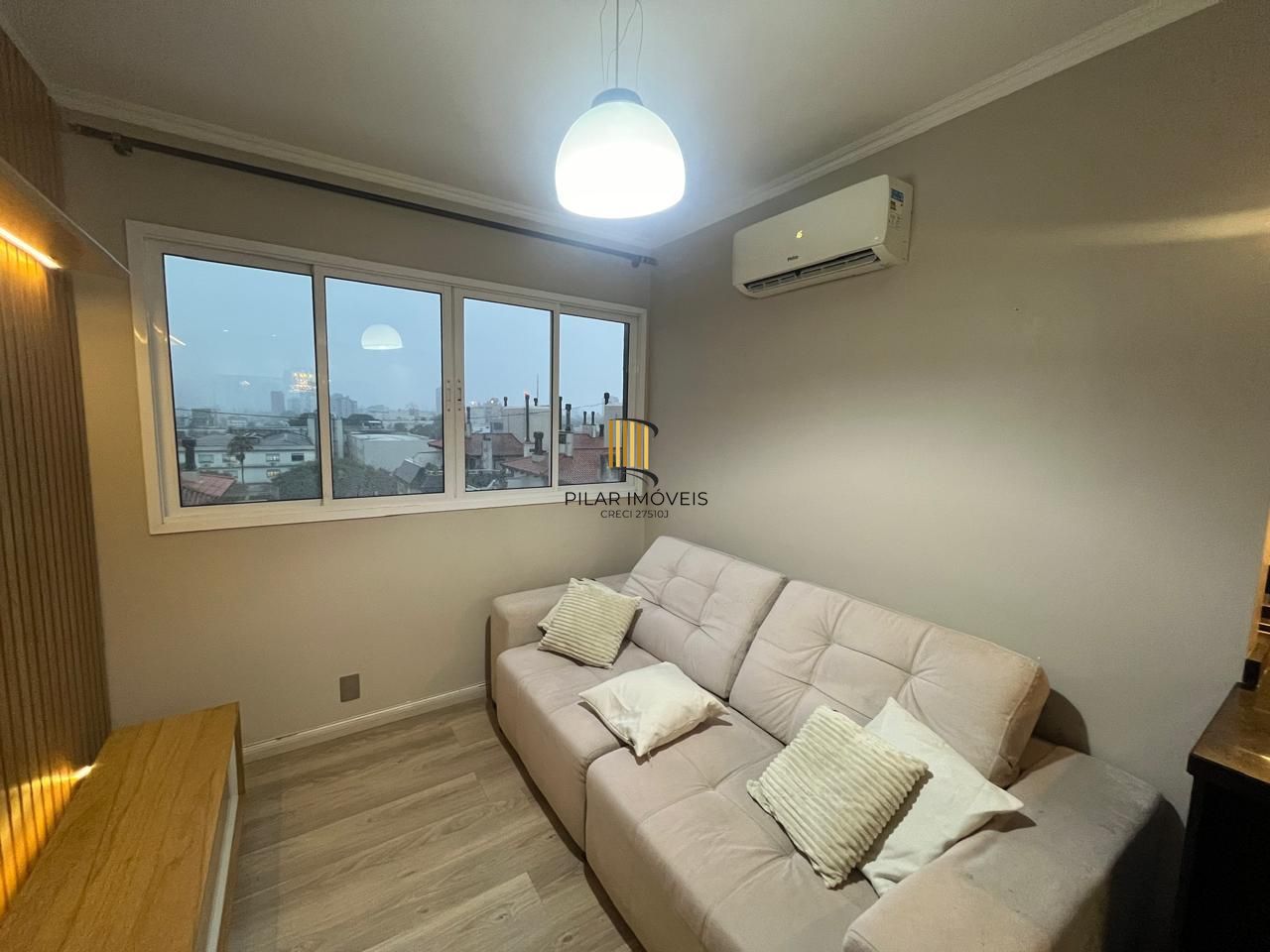 Apartamento Semimobiliado 2 dormitórios 1 vaga coberta - Passo da Areia