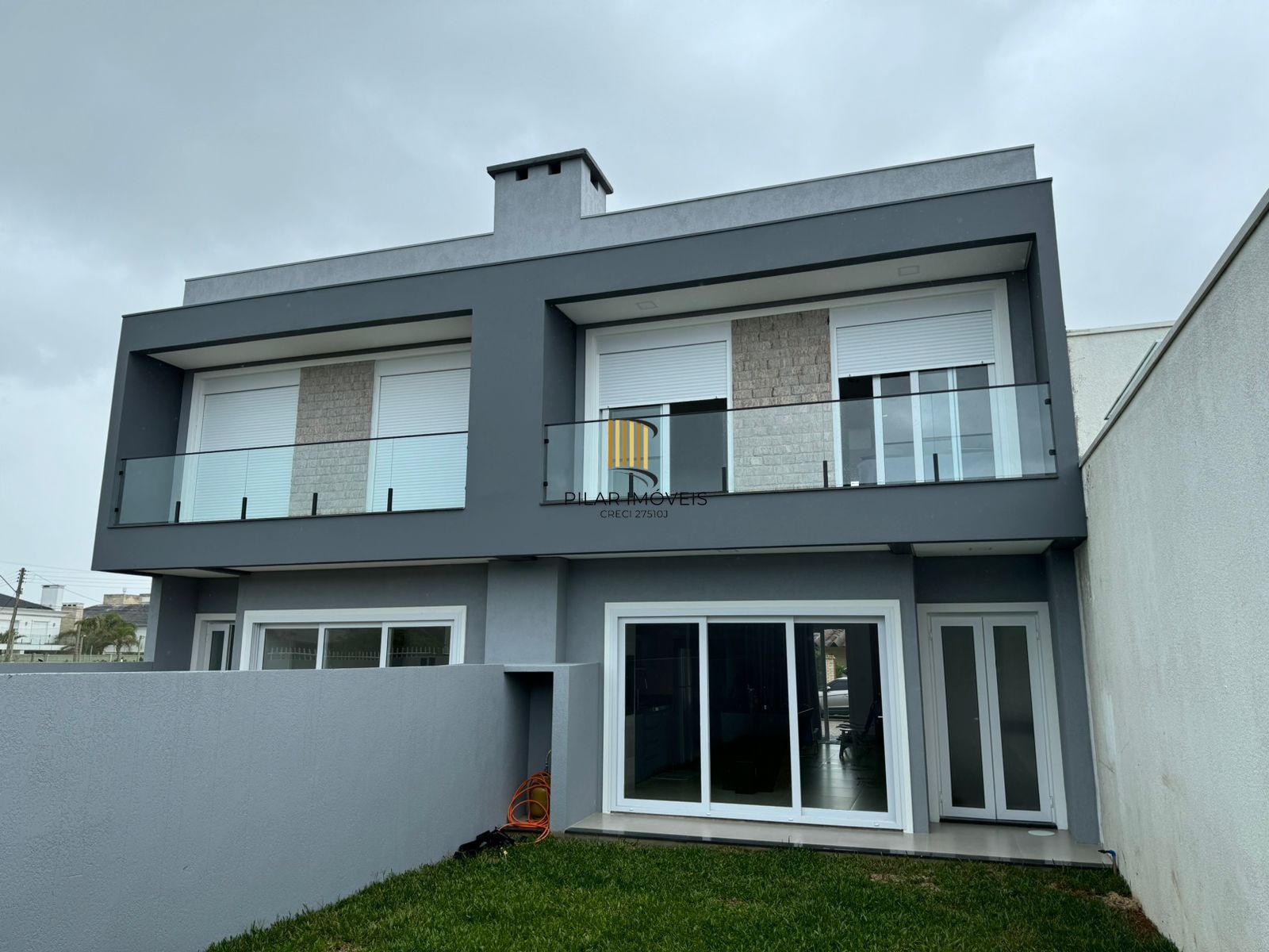 Casa 3 dormitórios no bairro Atlântida Sul