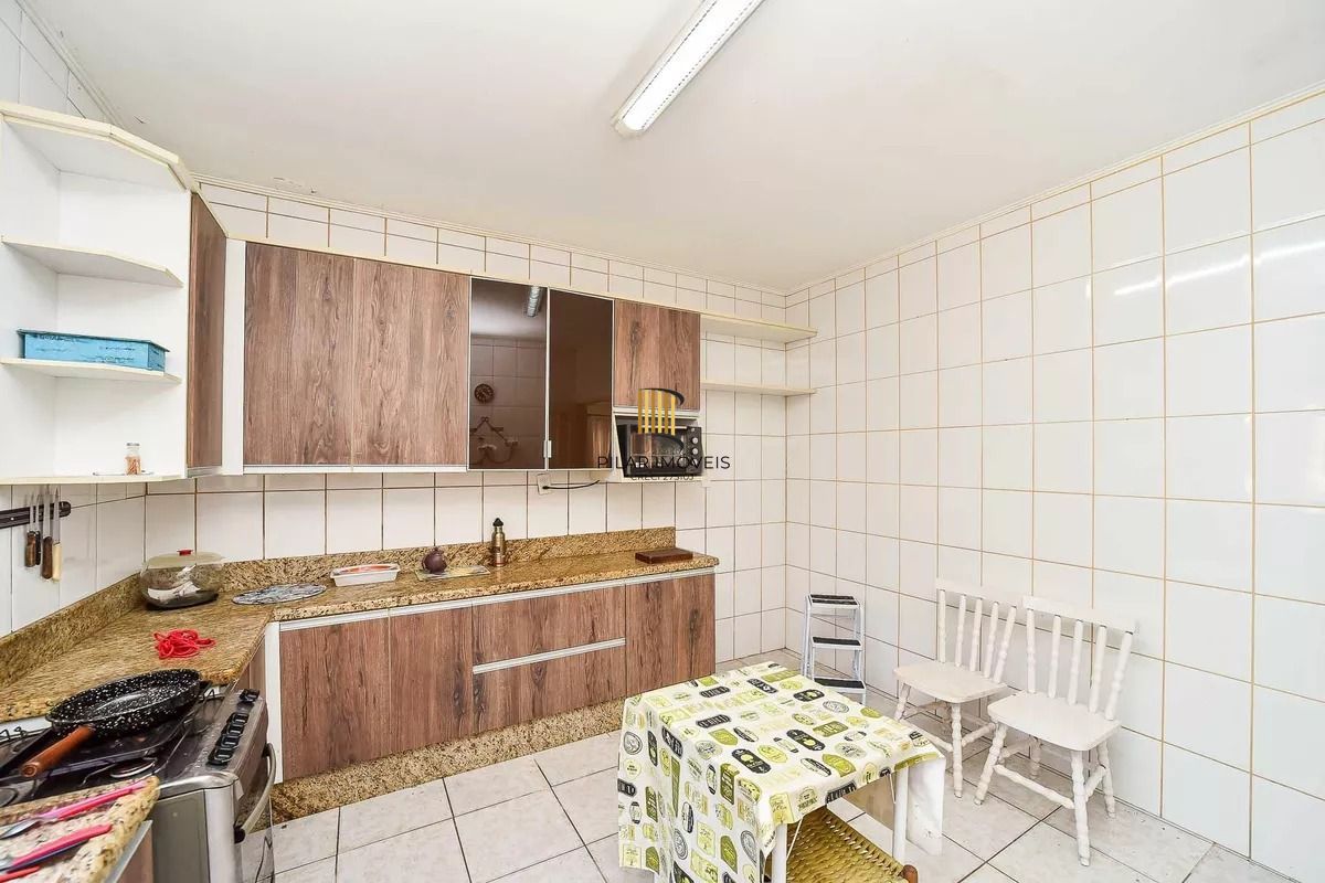 Casa com 4 dormitórios, R Doutor Paulino Guerra