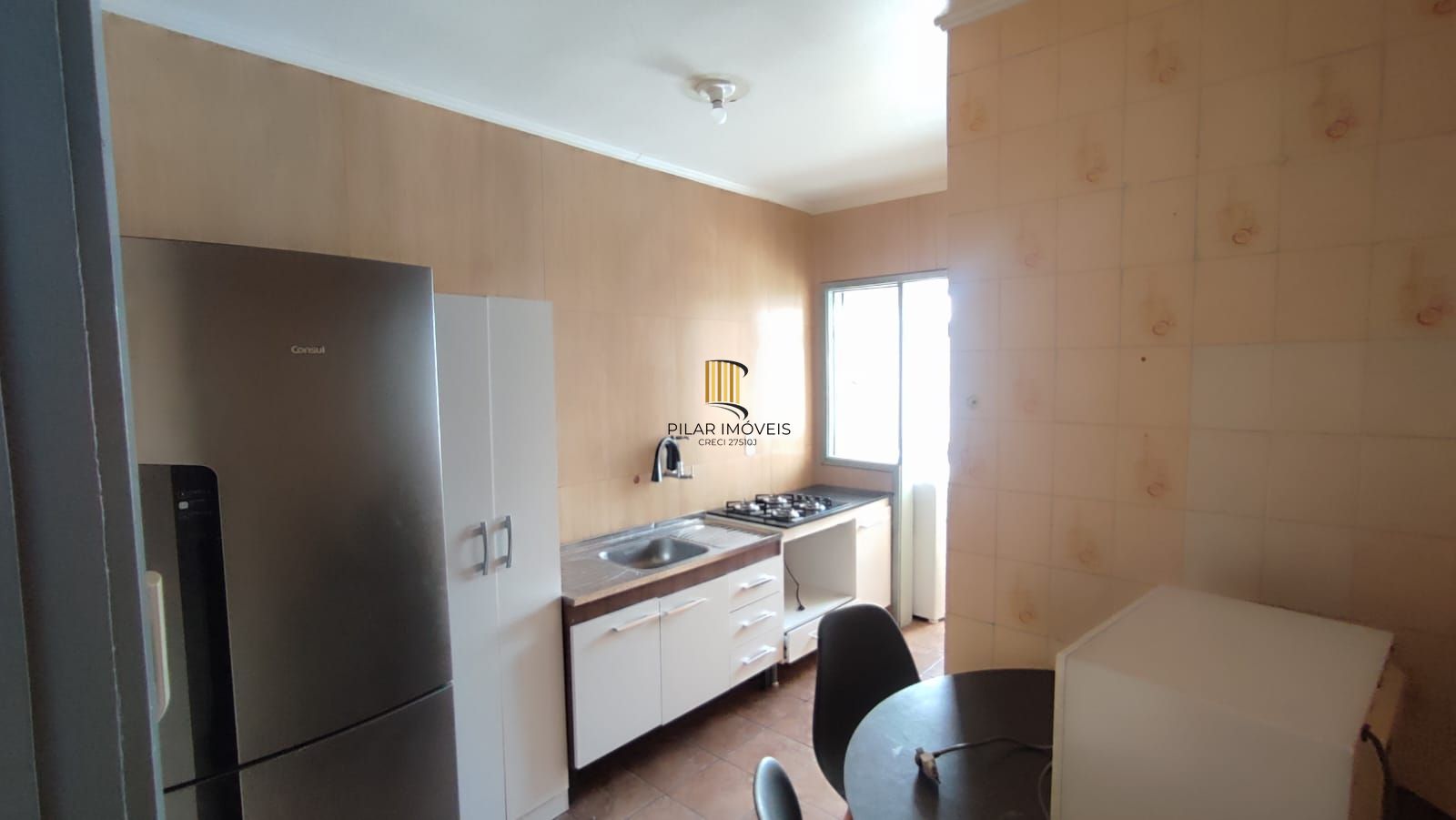 Apartamento 2 dorm com sacada, Mobiliado 1 vaga coberta Porto Alegre