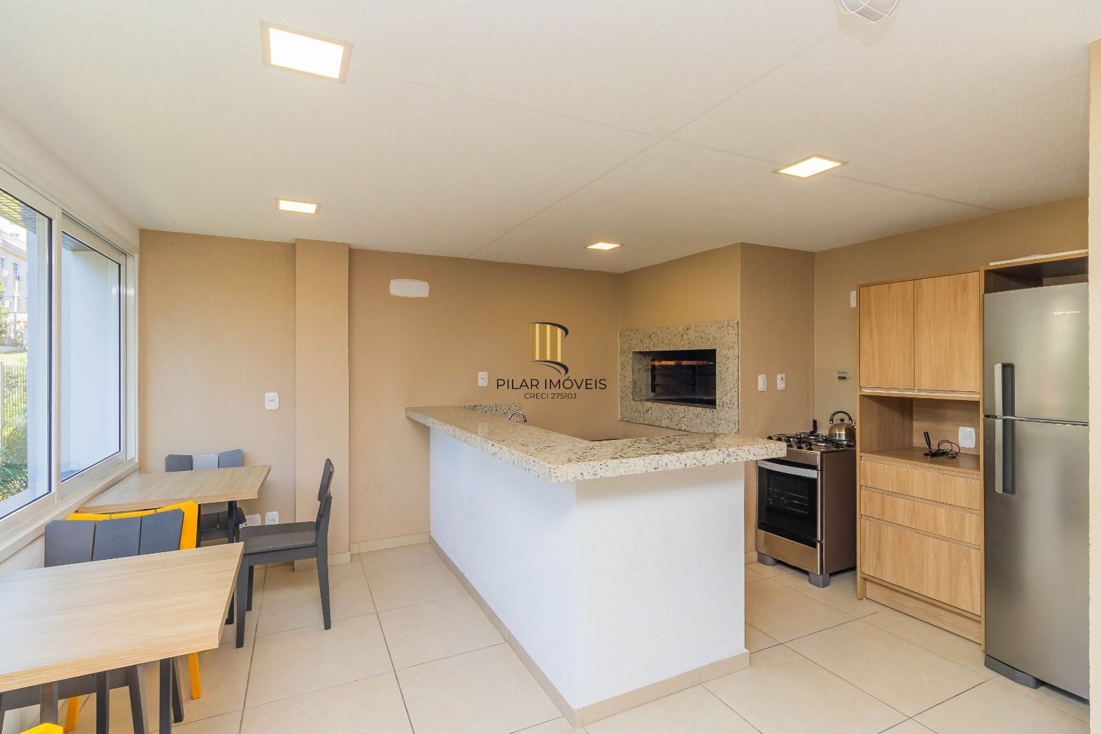 Apartamento 2 dormitórios no bairro Passo da Areia