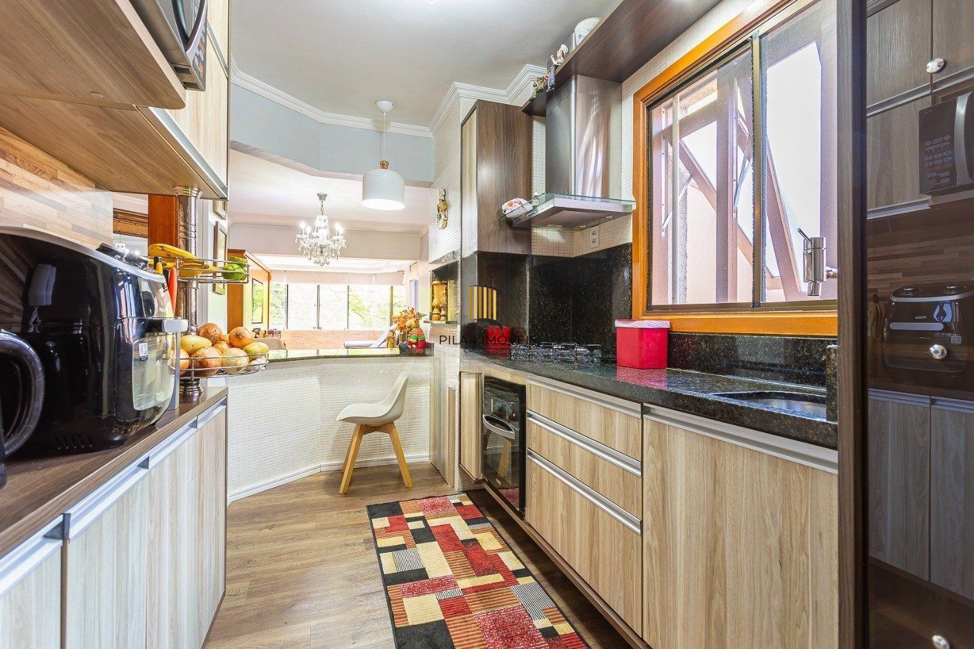 Apartamento Mobiliado, 3 dormitórios e 2 vagas no Bairro Vila Ipiranga