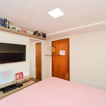 Casa em Condomínio com 3 Quartos, Piscina, Quintal e 2 Vagas