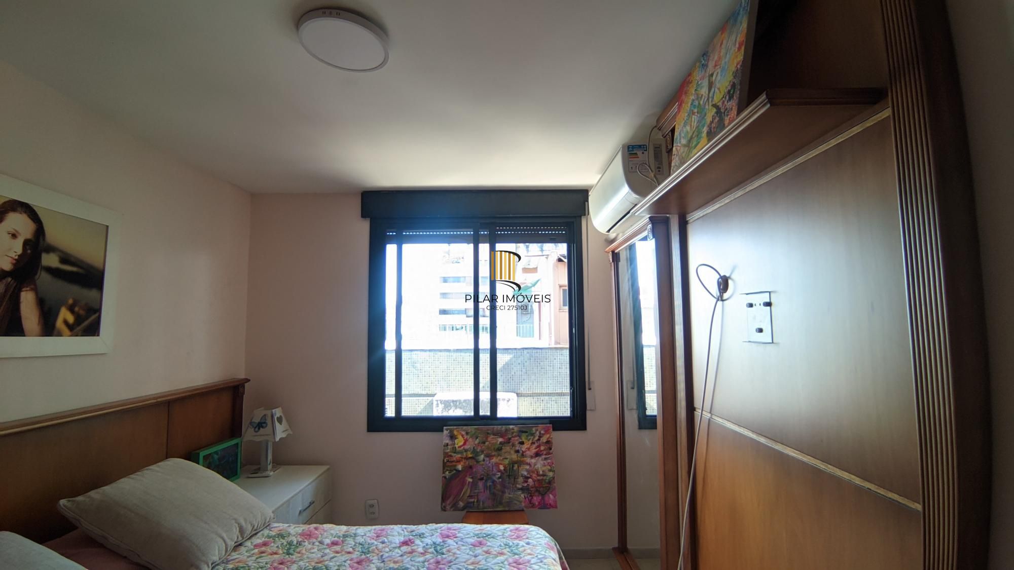 Cobertura com piscina 3 dorm, 2 vagas individuas, no bairro Petrópolis