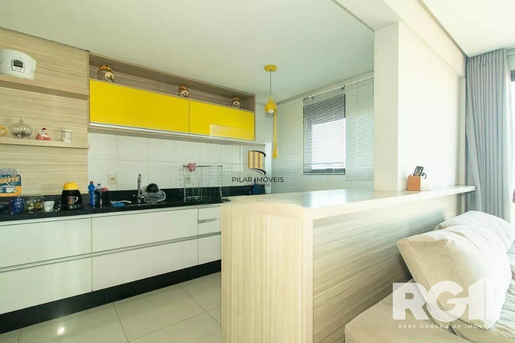 Apartamento com lareira,  2 dorm  Residencial Paris-  Rua: Engenheiro Arnaldo Gladoch  - São Sebastião