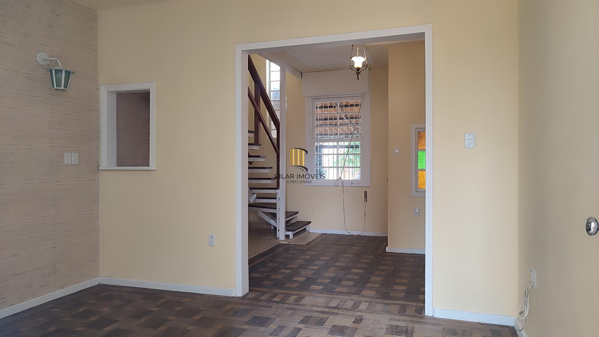 Casa com 3 quartos, espaço gourmet com churrasqueira, Bairro São Geraldo - Pilar Imóveis