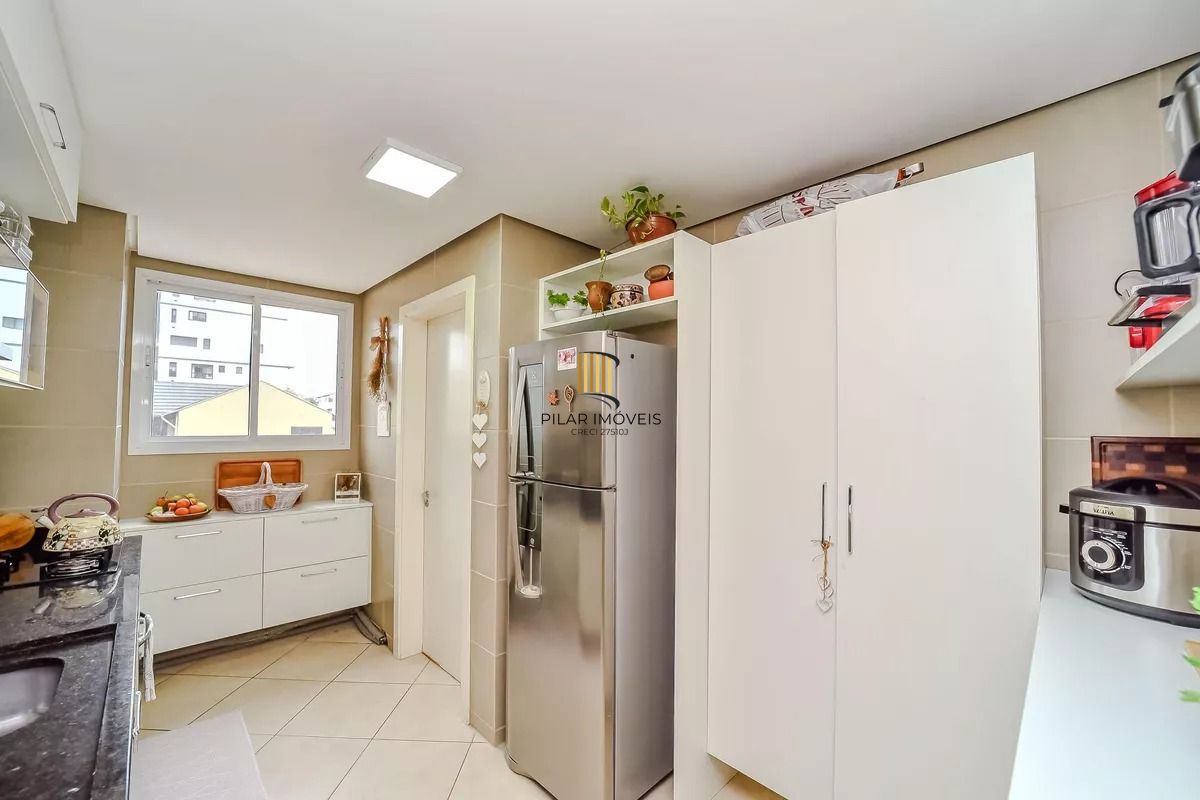 Apartamento com 3 dormitórios e 3 vagas no Cristo Redentor