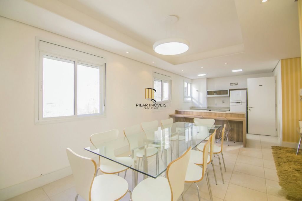 Apartamento 1 Dormitório com Vaga no Petrópolis
