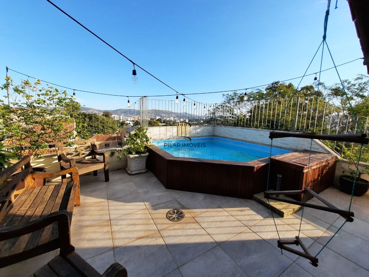 Cobertura com 3 dormitórios, suíte, piscina e churrasqueira. - Pilar Imóveis