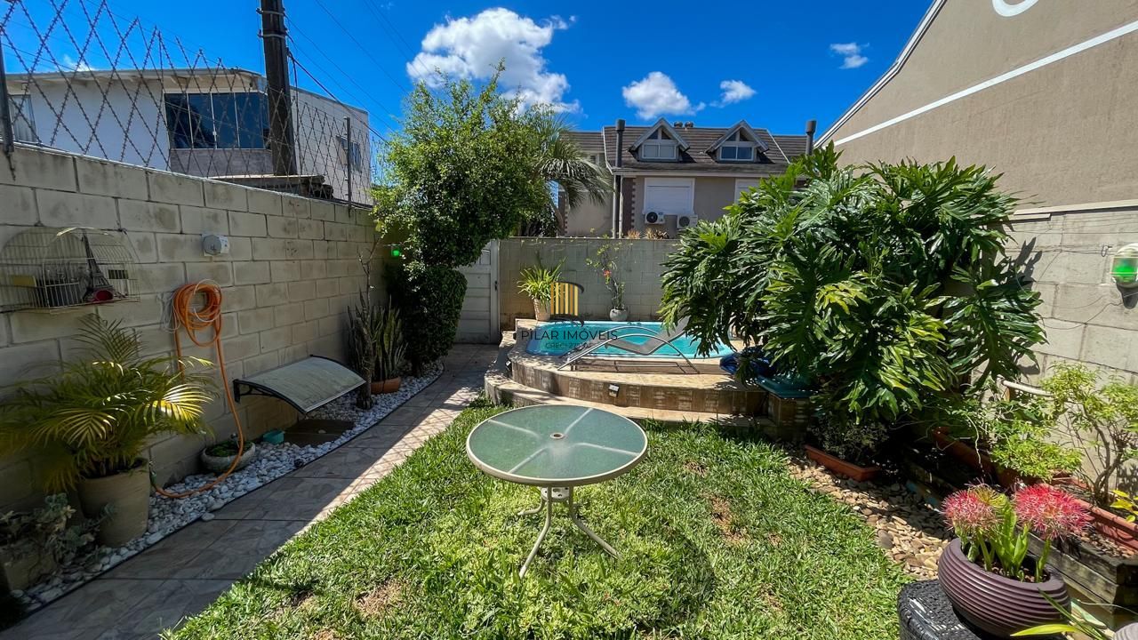 Casa em Condomínio 4 Dormitórios com Suíte no Lindoia - Porto Alegre