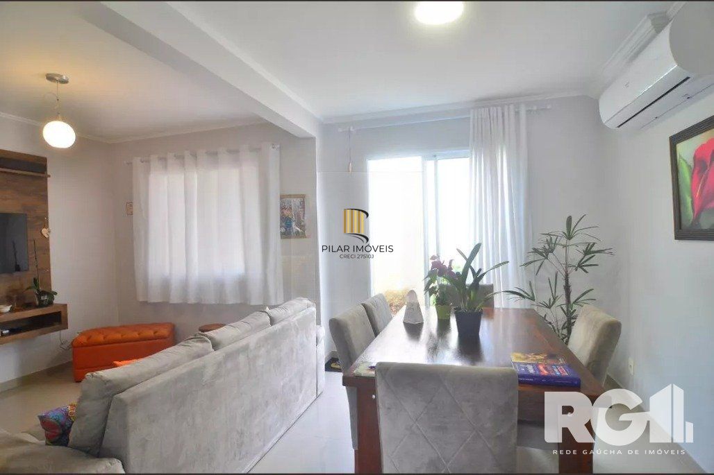 Casa de Condomínio 3 dormitórios no bairro Estância Velha