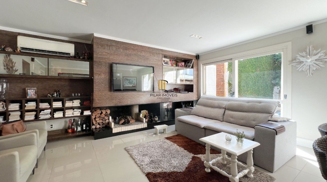 Casa com 3 quartos, 3 suítes á 700m do Iguatemi bairro Passo da Areia!