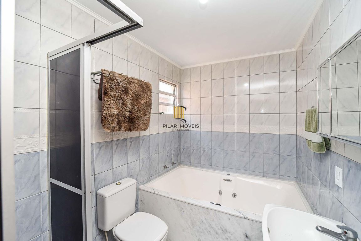 Casa com 4 dormitórios, R Doutor Paulino Guerra