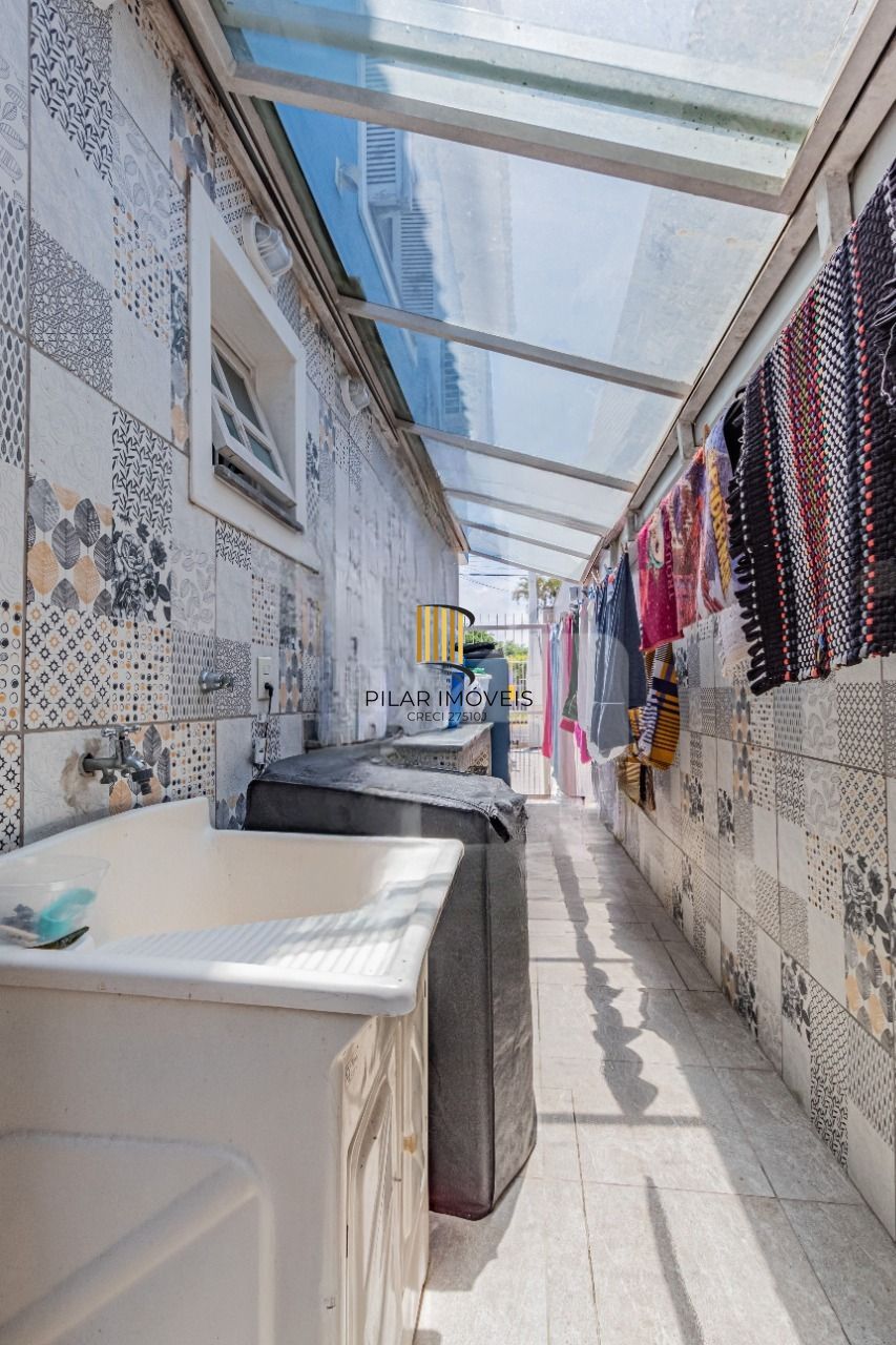 Casa 3 dormitórios no bairro Vila Carlos Antônio Wilkens