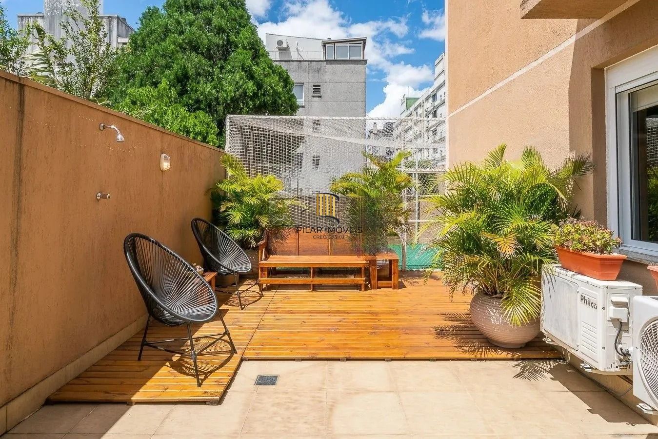 Apartamento Garden com 178,5m², PORTEIRA FECHADA, 3 quartos, 1 suíte, vaga dupla, no bairro Santana em Porto Alegre