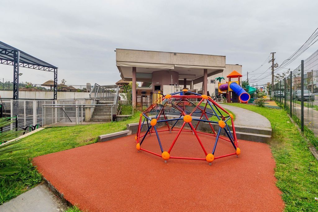 Casa com 3 dormitórios, piscina e energia solar no Chácara das Nascentes