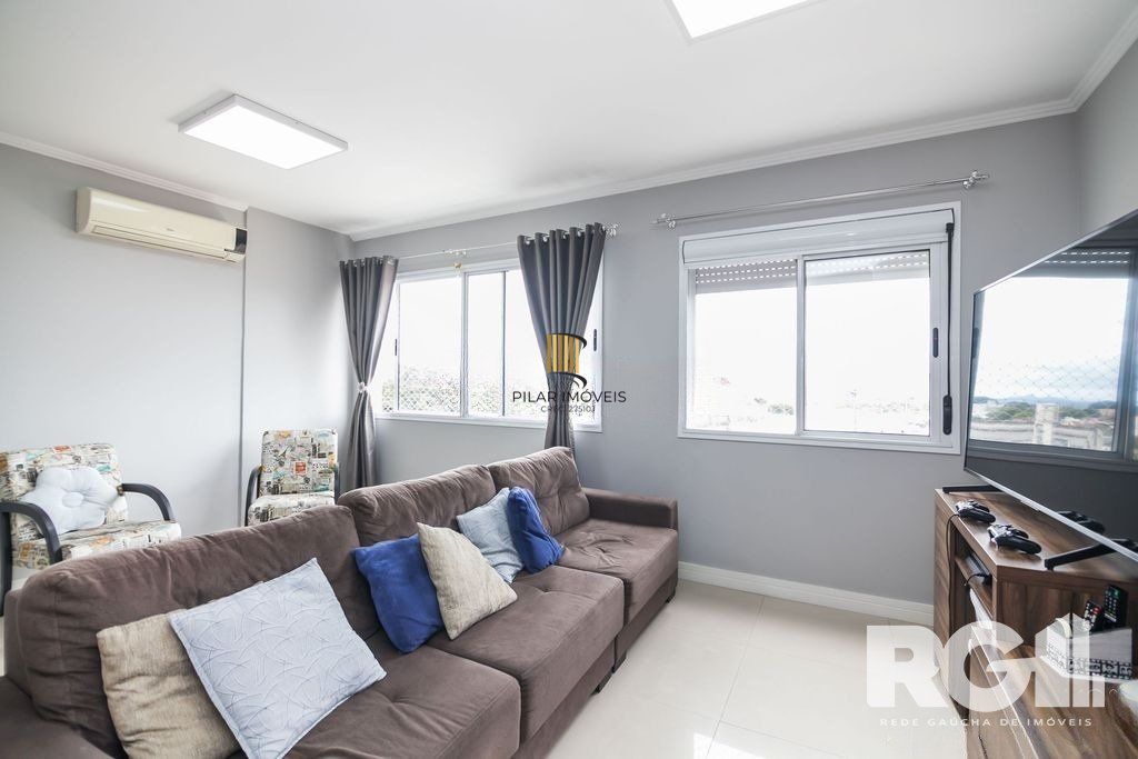 Apartamento 3 dormitórios no bairro Vila Ipiranga